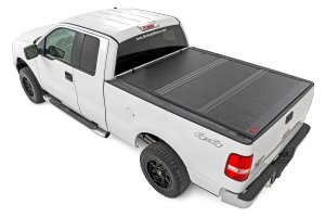 Ford F-150 Hard Low Profile Bed Cover - Rough Country - Tri-fold - '04-'14